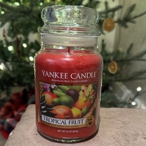 Yankee Candle Red Tropical Fruit Jar